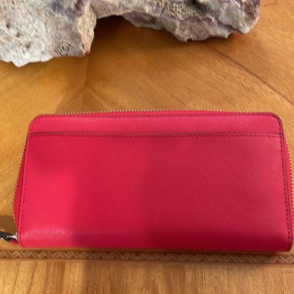 Laurel Way Neda Wallet - Picture 7 of 7